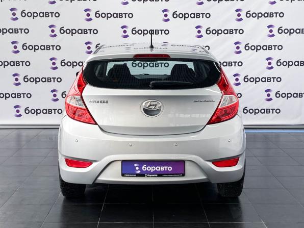 Hyundai Solaris I с пробегом 2014 года, цена 985 000 рублей, 129332 км, хэтчбек, Автокод Объявления