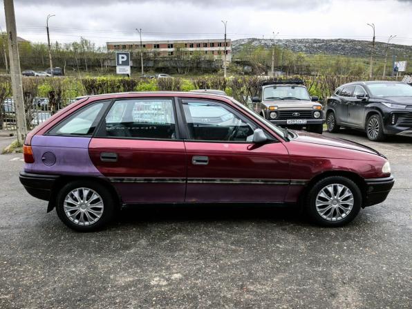 Opel Astra F с пробегом 1992 года, цена 99 000 рублей, 293000 км, хэтчбек, Автокод Объявления