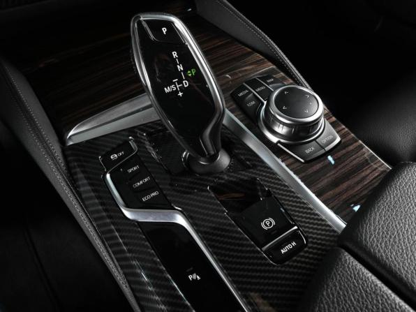 BMW 5 серии VII (G30/G31/G38) Рестайлинг с пробегом 2022 года, цена 5 039 000 рублей, 74092 км, седан, Автокод Объявления
