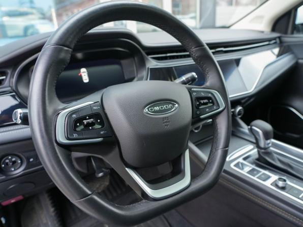 Omoda S5 с пробегом 2023 года, цена 1 600 000 рублей, 54886 км, седан, Автокод Объявления