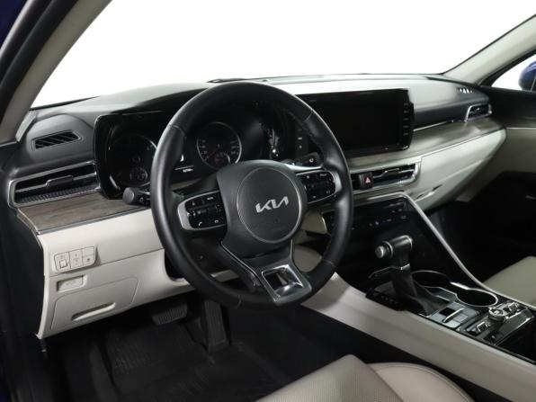 Kia K5 III с пробегом 2022 года, цена 2 949 900 рублей, 52680 км, седан, Автокод Объявления