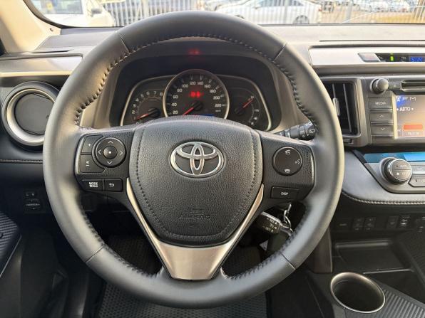 Toyota RAV4 IV (XA40) с пробегом 2013 года, цена 1 650 000 рублей, 247015 км, внедорожник, Автокод Объявления