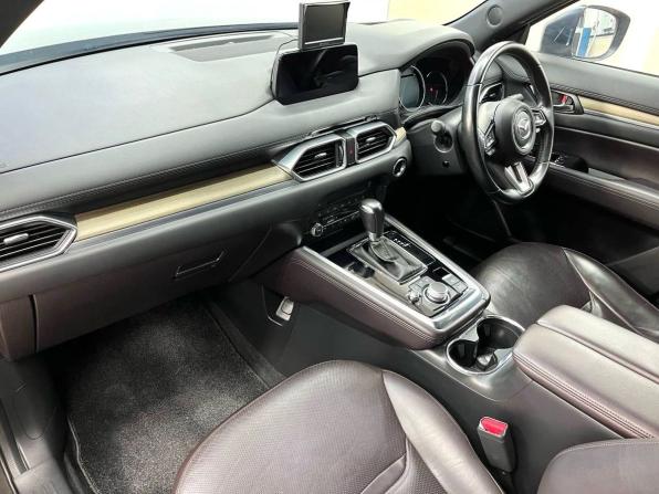Mazda CX-8 I с пробегом 2018 года, цена 2 549 900 рублей, 98000 км, внедорожник, Автокод Объявления