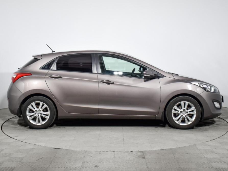 Hyundai i30 II Санкт-Петербург  - изображение 4