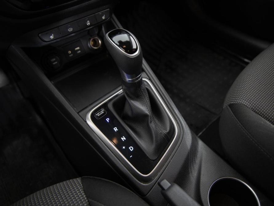 Hyundai Solaris II Санкт-Петербург  - изображение 14
