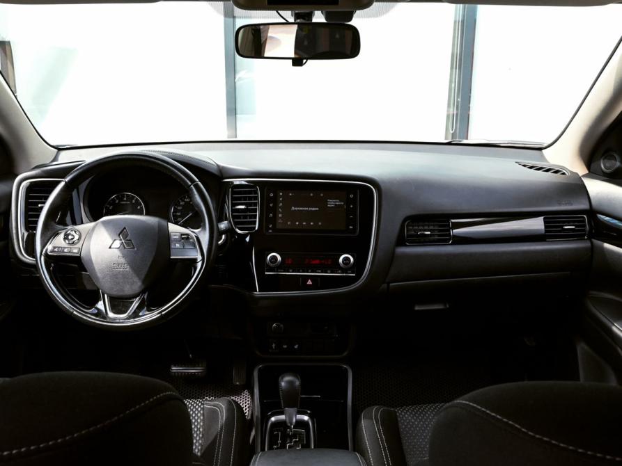 Mitsubishi Outlander III Рестайлинг 3 Екатеринбург  - изображение 18