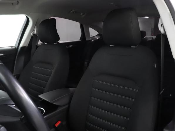 Ford Mondeo V с пробегом 2016 года, цена 1 499 000 рублей, 82214 км, седан, Автокод Объявления