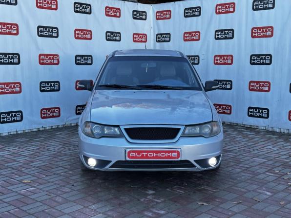 Daewoo Nexia I Рестайлинг с пробегом 2011 года, цена 199 990 рублей, 300000 км, седан, Автокод Объявления