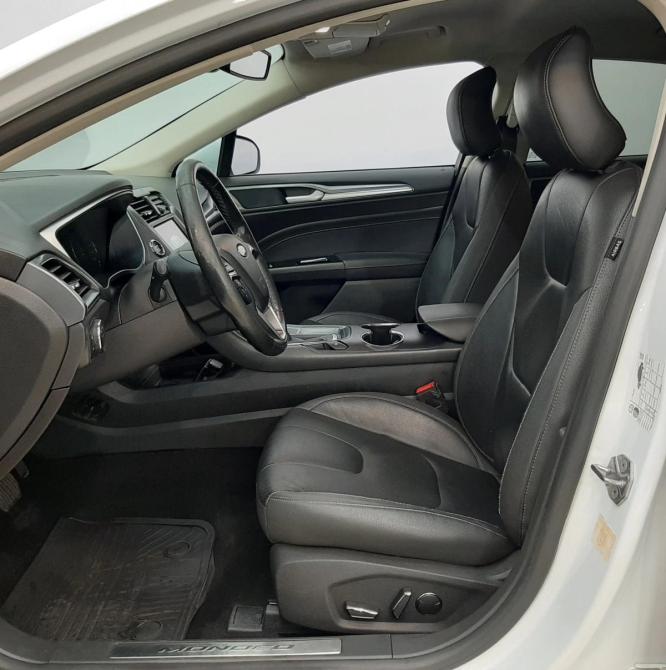 Ford Mondeo V Москва  - изображение 10
