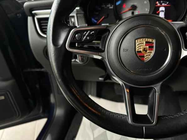 Porsche Macan I с пробегом 2014 года, цена 2 250 000 рублей, 186628 км, внедорожник, Автокод Объявления