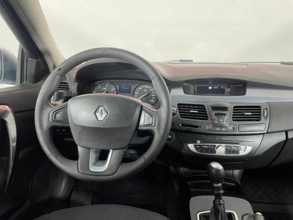 Renault Laguna III с пробегом 2009 года, цена 355 000 рублей, 252660 км, лифтбек, Автокод Объявления