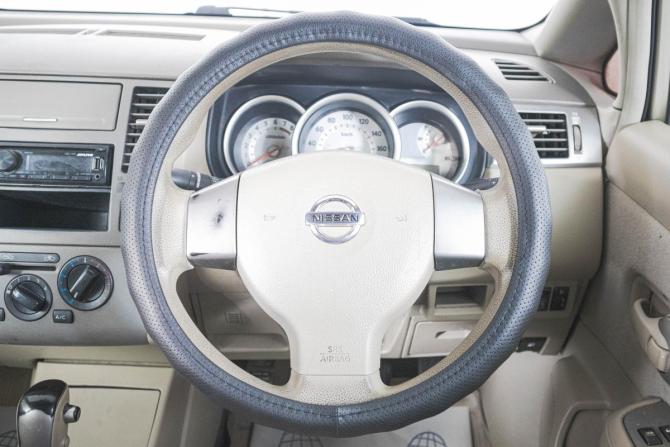 Nissan Tiida I Рестайлинг с пробегом 2009 года, цена 549 000 рублей, 245000 км, седан, Автокод Объявления