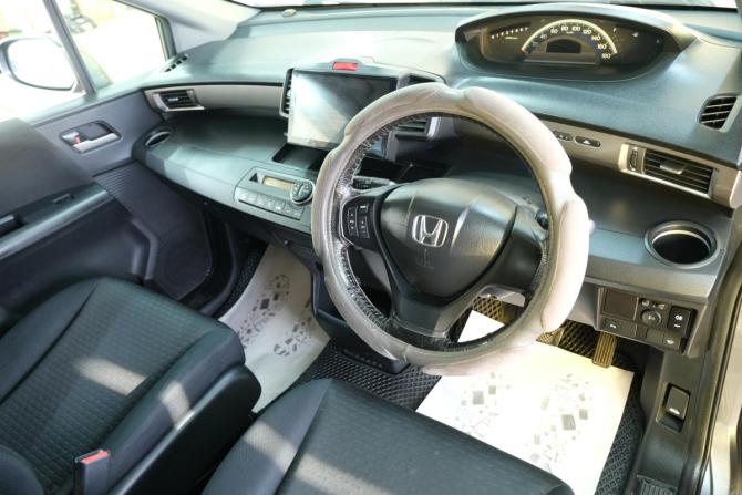 Honda Freed I с пробегом 2011 года, цена 1 249 000 рублей, 185000 км, компактвэн, Автокод Объявления