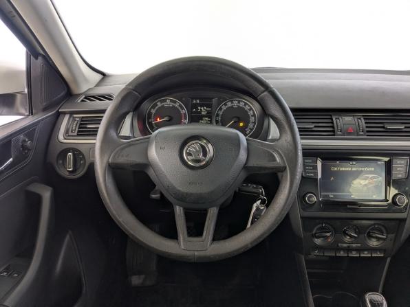 Skoda Rapid I Рестайлинг с пробегом 2019 года, цена 900 000 рублей, 246586 км, лифтбек, Автокод Объявления