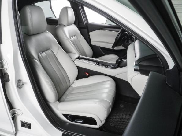 Mazda 6 III (GJ) Рестайлинг 2 с пробегом 2018 года, цена 2 129 000 рублей, 174574 км, седан, Автокод Объявления