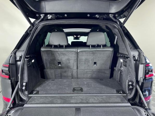 BMW X7 I (G07) Рестайлинг с пробегом 2025 года, цена 16 099 000 рублей, 3905 км, внедорожник, Автокод Объявления