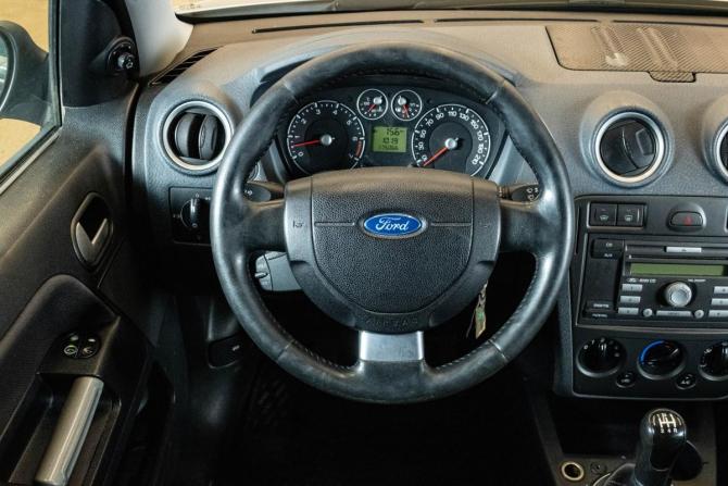 Ford Fusion I Рестайлинг с пробегом 2008 года, цена 489 000 рублей, 175066 км, хэтчбек, Автокод Объявления
