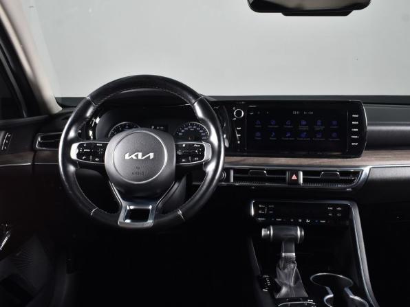 Kia K5 III с пробегом 2021 года, цена 2 399 995 рублей, 110851 км, седан, Автокод Объявления