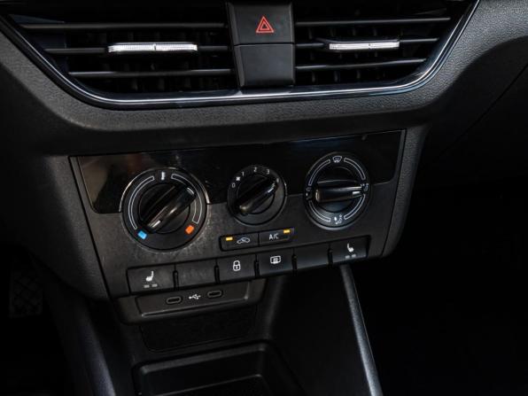 Skoda Rapid II с пробегом 2020 года, цена 1 599 000 рублей, 99137 км, лифтбек, Автокод Объявления