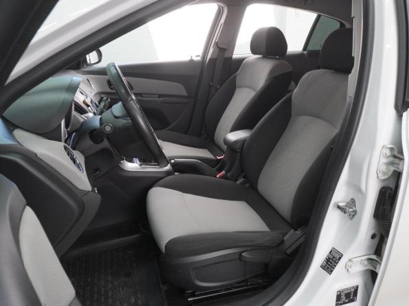 Chevrolet Cruze I Рестайлинг с пробегом 2014 года, цена 770 000 рублей, 198989 км, хэтчбек, Автокод Объявления
