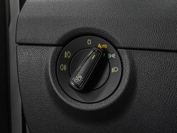 Skoda Octavia III (A7) Рестайлинг с пробегом 2018 года, цена 2 389 000 рублей, 73947 км, лифтбек, Автокод Объявления