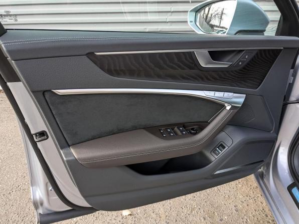 Audi A6 V (C8) с пробегом 2020 года, цена 4 350 000 рублей, 44677 км, седан, Автокод Объявления