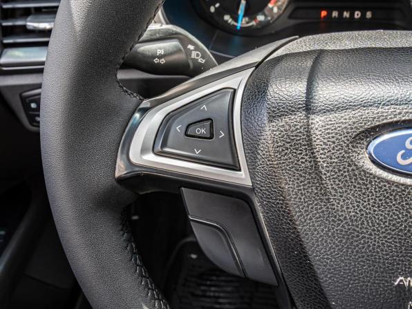 Ford Mondeo V с пробегом 2017 года, цена 1 730 000 рублей, 187825 км, седан, Автокод Объявления