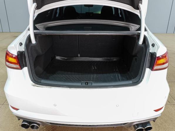 Audi A3 III (8V) Рестайлинг с пробегом 2016 года, цена 1 549 000 рублей, 179116 км, седан, Автокод Объявления
