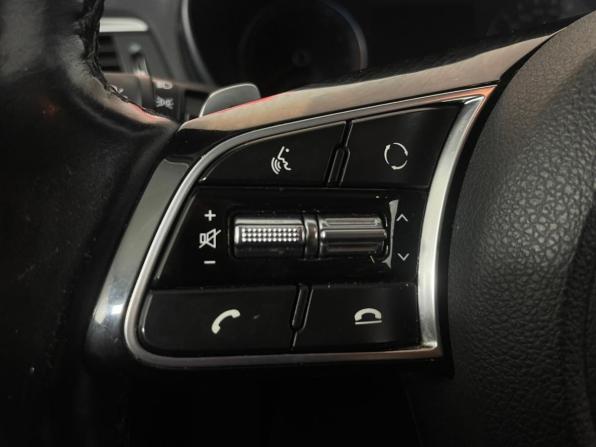 Kia Optima IV Рестайлинг с пробегом 2018 года, цена 1 783 000 рублей, 141100 км, седан, Автокод Объявления