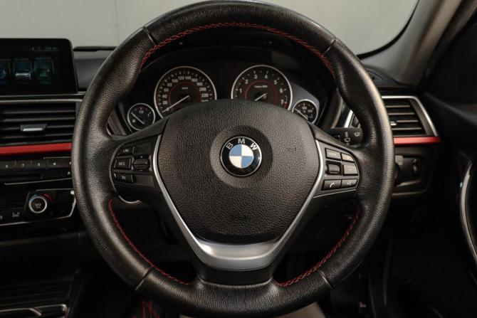 BMW 3 серии VI (F3x) Рестайлинг с пробегом 2016 года, цена 1 679 000 рублей, 100450 км, универсал, Автокод Объявления