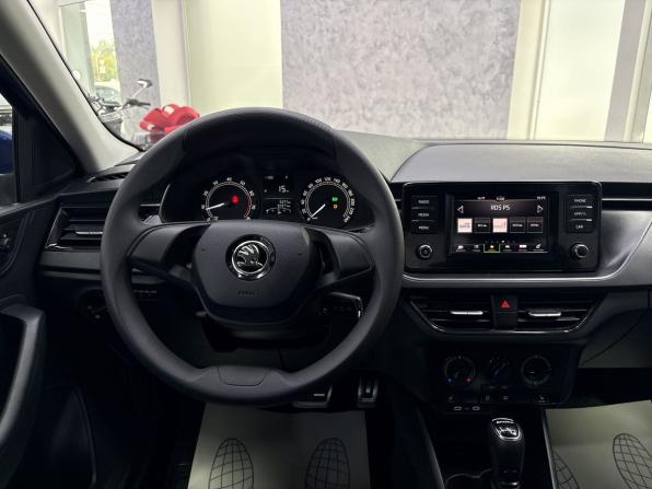 Skoda Rapid II с пробегом 2021 года, цена 1 695 000 рублей, 54371 км, лифтбек, Автокод Объявления