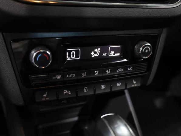 Volkswagen Polo VI с пробегом 2021 года, цена 1 599 000 рублей, 118421 км, лифтбек, Автокод Объявления