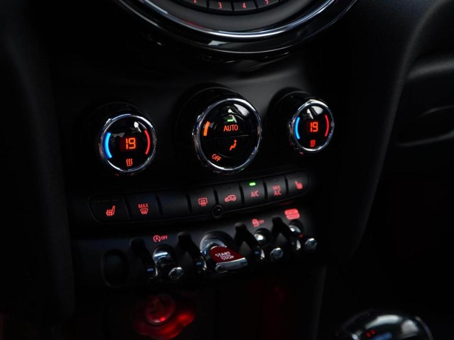 Mini Hatch III (F55/F56) Рестайлинг Москва  - изображение 20