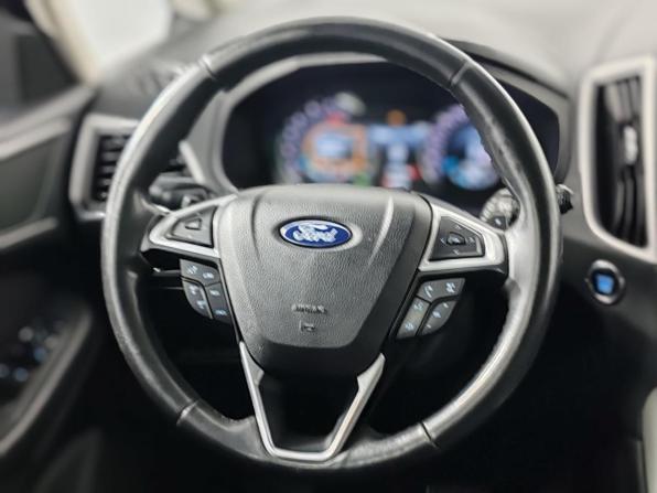 Ford S-MAX II с пробегом 2018 года, цена 1 899 000 рублей, 166653 км, минивэн, Автокод Объявления
