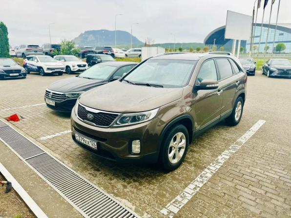 Kia Sorento II Рестайлинг с пробегом 2014 года, цена 1 650 000 рублей, 142850 км, внедорожник, Автокод Объявления