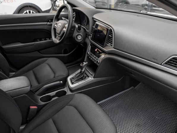 Hyundai Elantra VI (AD) с пробегом 2018 года, цена 1 581 400 рублей, 110000 км, седан, Автокод Объявления