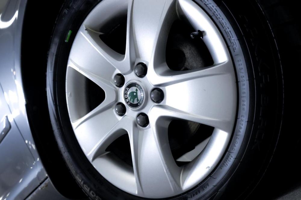 Skoda Octavia II (A5) Рестайлинг Тюмень  - изображение 12
