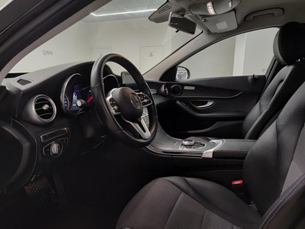 Mercedes-Benz C-Класс IV (W205) Рестайлинг с пробегом 2019 года, цена 2 700 000 рублей, 124589 км, седан, Автокод Объявления