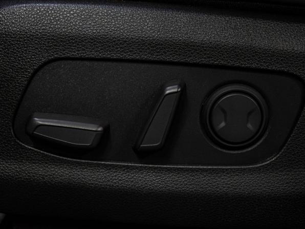 Kia Carnival IV с пробегом 2023 года, цена 4 400 000 рублей, 7547 км, минивэн, Автокод Объявления