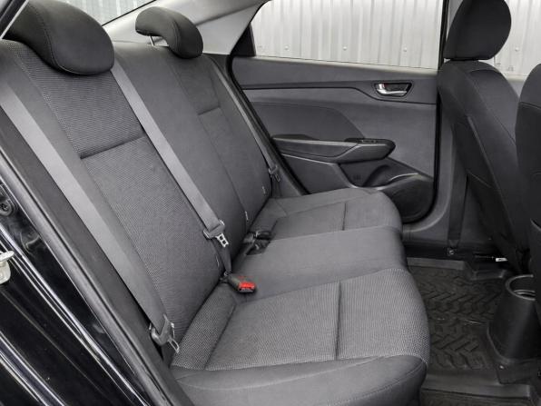 Hyundai Solaris II с пробегом 2017 года, цена 1 217 000 рублей, 85917 км, седан, Автокод Объявления