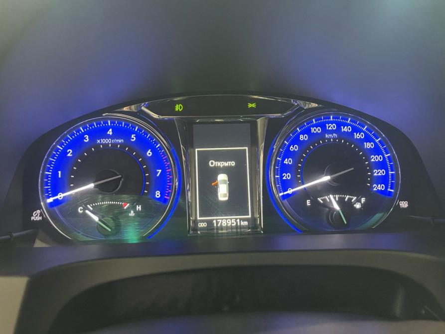Toyota Camry VII (XV50) Рестайлинг 2 Екатеринбург  - изображение 17