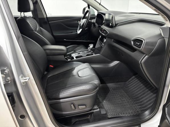Hyundai Santa Fe IV с пробегом 2019 года, цена 3 150 000 рублей, 118804 км, внедорожник, Автокод Объявления