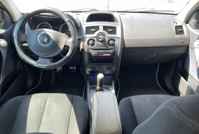 Renault Megane II с пробегом 2004 года, цена 220 000 рублей, 237000 км, седан, Автокод Объявления