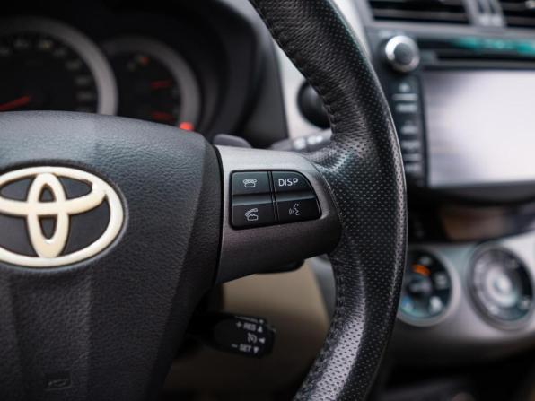 Toyota RAV4 III (XA30) Рестайлинг с пробегом 2012 года, цена 1 299 000 рублей, 221373 км, внедорожник, Автокод Объявления