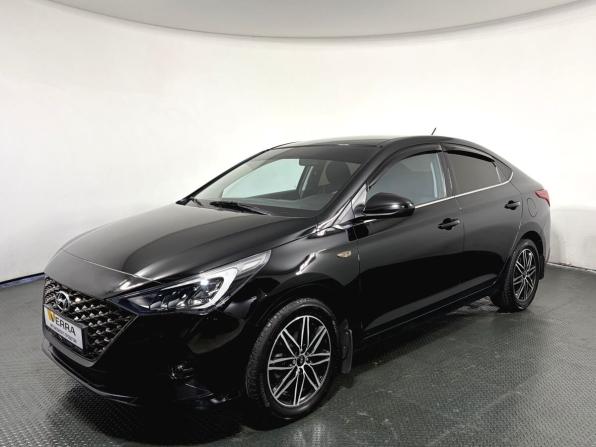 Hyundai Solaris II Рестайлинг с пробегом 2020 года, цена 1 490 000 рублей, 87000 км, седан, Автокод Объявления