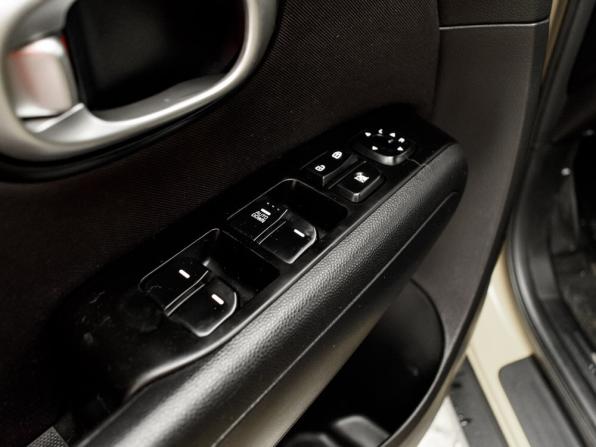 Kia Soul II с пробегом 2015 года, цена 950 000 рублей, 189612 км, хэтчбек, Автокод Объявления