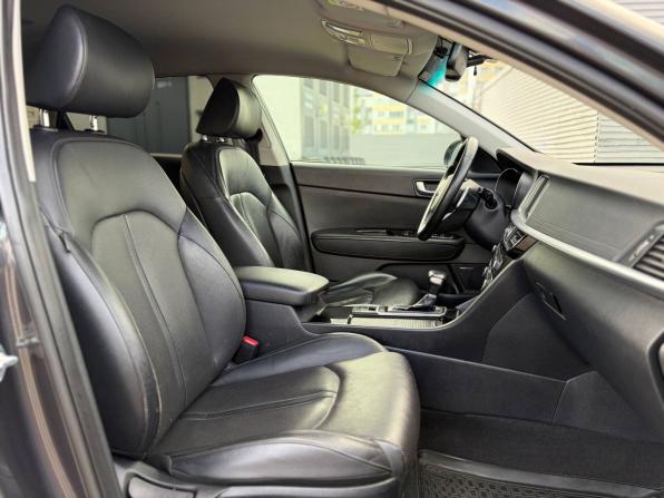 Kia Optima IV Рестайлинг с пробегом 2019 года, цена 1 195 000 рублей, 293000 км, седан, Автокод Объявления