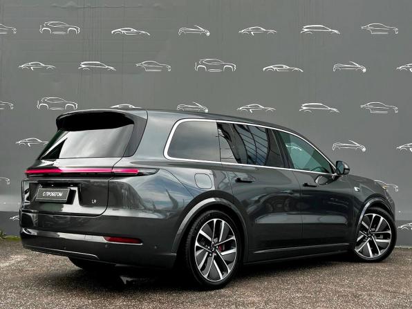 Li Auto (Lixiang) L9 I Рестайлинг с пробегом 2024 года, цена 7 400 000 рублей, 74550 км, внедорожник, Автокод Объявления
