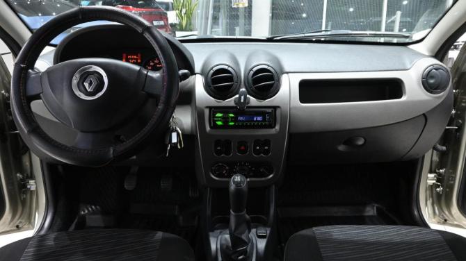 Renault Sandero I с пробегом 2014 года, цена 550 000 рублей, 85337 км, хэтчбек, Автокод Объявления
