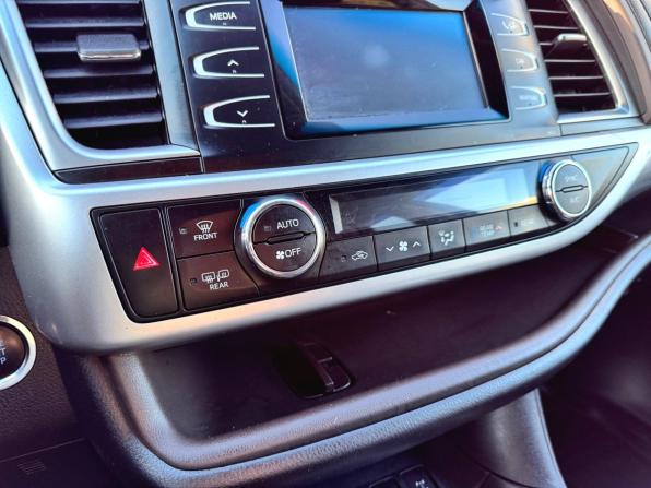 Toyota Highlander III (XU50) с пробегом 2014 года, цена 2 470 000 рублей, 202144 км, внедорожник, Автокод Объявления